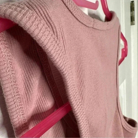 SWS Essentials Tank Top Cropped Ribbed Racerback  Pink Size Medium - Picture 14 of 16